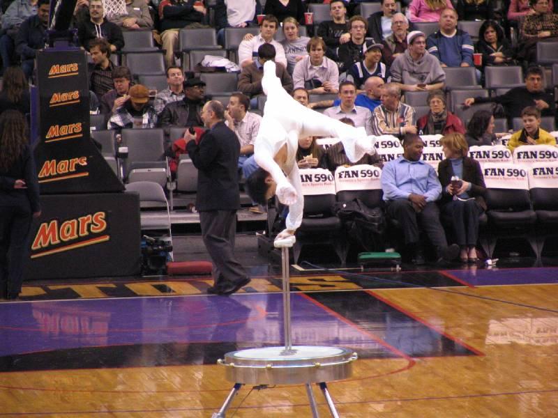 Raptors - 02.04.2005 109.jpg